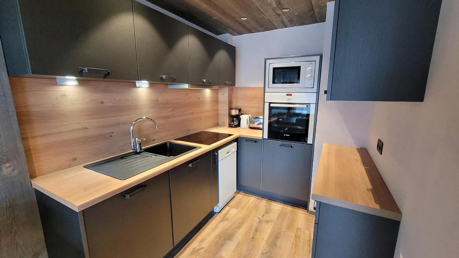 Charmant T2 Pres Pistes, Les Gets, Balcon, Parking, Wifi - Fr-1-598-135